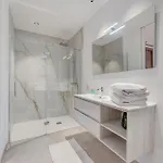 House - Modern In Tenerife, Spain וילה