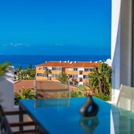 House - Modern In Tenerife, Spain